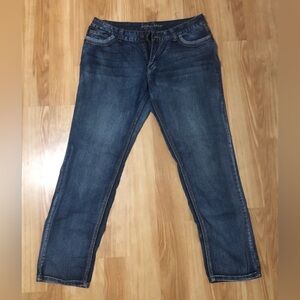 Ariya Women's Straight Jeans in Dark Blue Wash